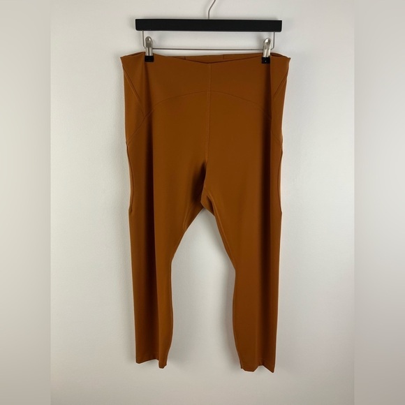 LULULEMON Instill High Rise leggings. Size 16 - Picture 6 of 9